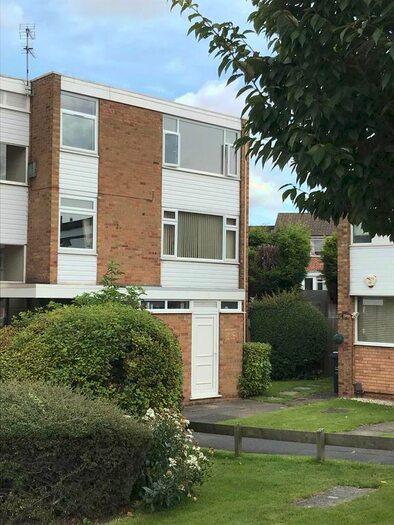 2 Bedroom Flat To Rent In Griffin Close, Shepshed, Loughborough, LE12