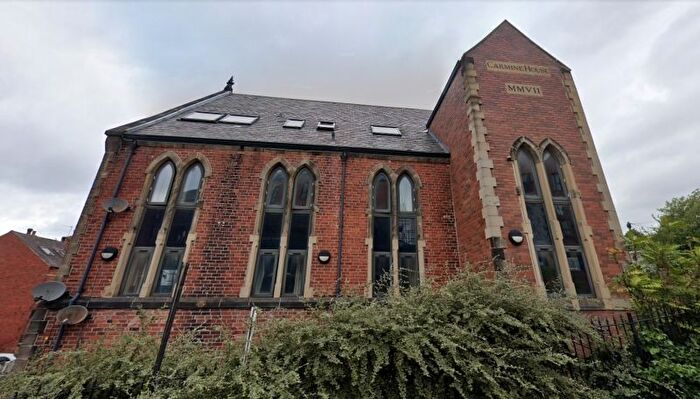 2 Bedroom Flat To Rent In Carmine House, Kirkstall Lane, Kirkstall, Leeds, LS5