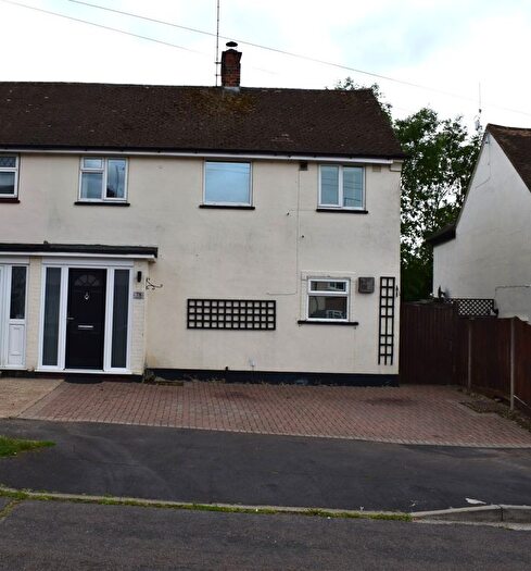 2 Bedroom Semi-Detached House For Sale In Parkfields, Roydon, CM19
