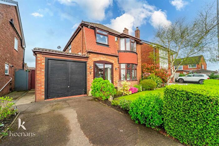 3 Bedroom Detached House For Sale In Randale Drive, Bury, BL9