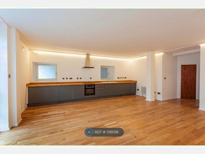 2 Bedroom Flat To Rent In Tanners Hill, Deptford, SE8