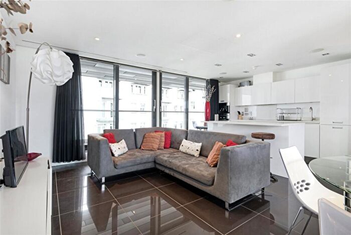 2 Bedroom Flat To Rent In Leman Street, Wapping, E1