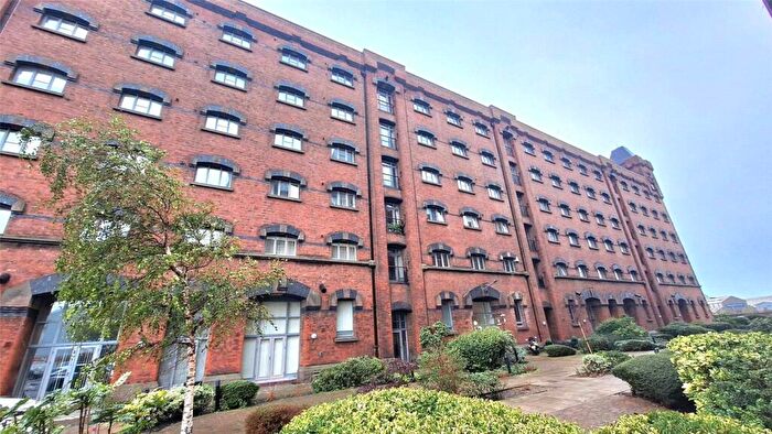 1 Bedroom Flat For Sale In Dock Road, Birkenhead, Wirral, CH41