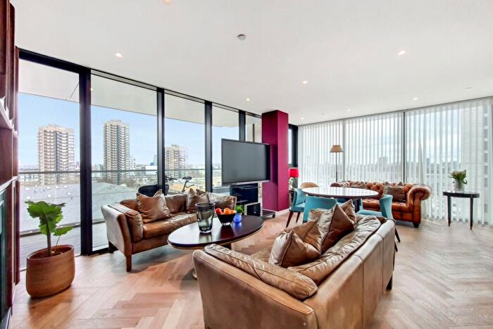 2 Bedroom Apartment To Rent In Merino Wharf, London Dock, Wapping, E1W