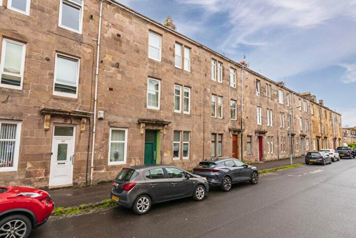 1 Bedroom Flat For Sale In Wallace Street, Dumbarton, G82