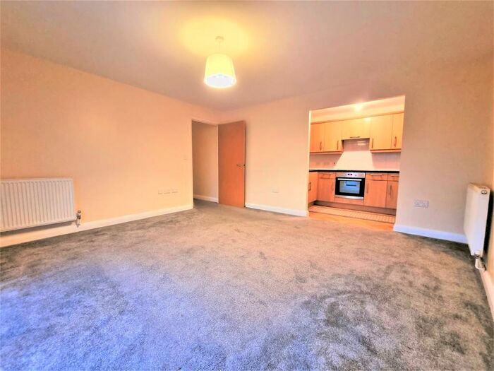 3 Bedroom Apartment To Rent In London Road, Croydon, CR0