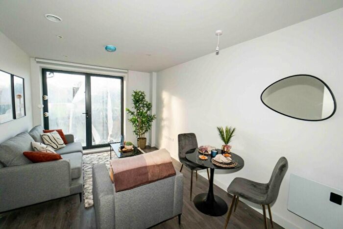 1 Bedroom Apartment To Rent In Worrall Street, Manchester, Greater Manchester, M5