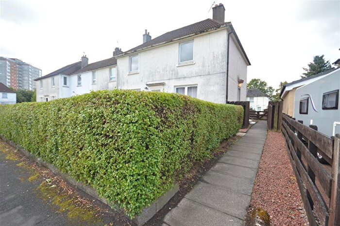 2 Bedroom Flat For Sale In Canberra Avenue, Clydebank, G81