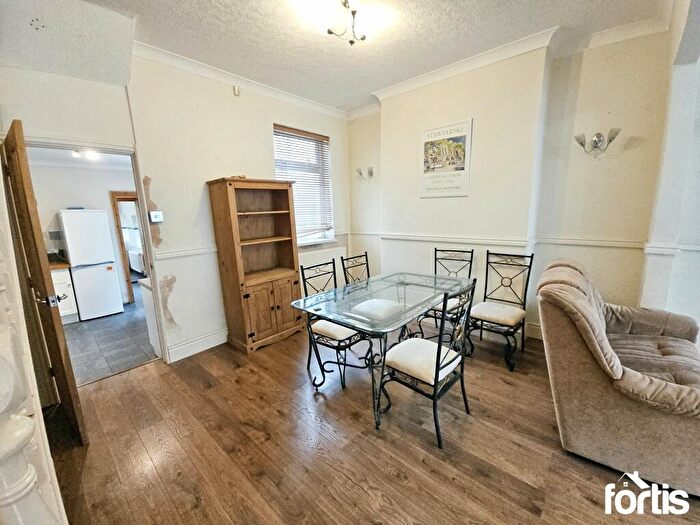 3 Bedroom Terraced House For Sale In Aldsworth Road, Cardiff, CF5