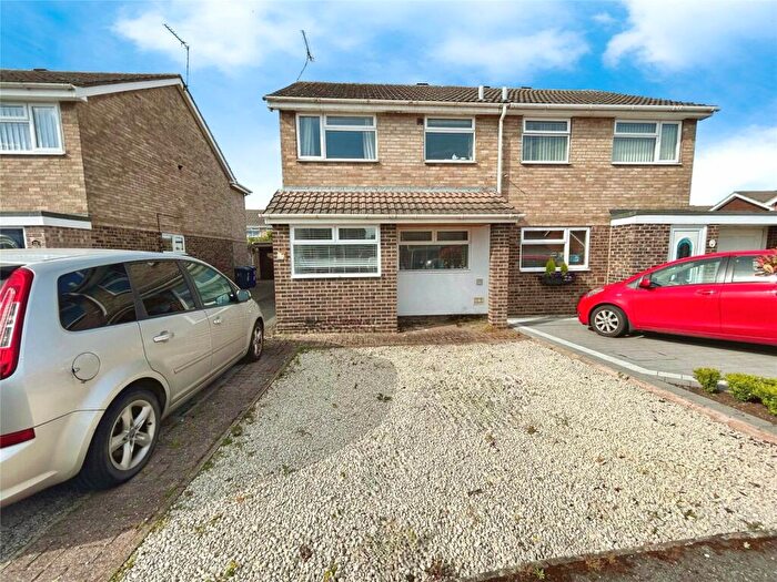 3 Bedroom Semi-Detached House To Rent In Harwood Avenue, Branston, Burton-on-Trent, Staffordshire, DE14