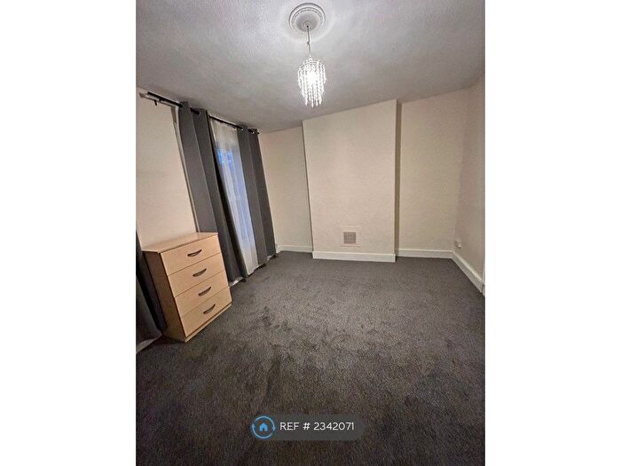 3 Bedroom Terraced House To Rent In Marmadon Road, London, SE18