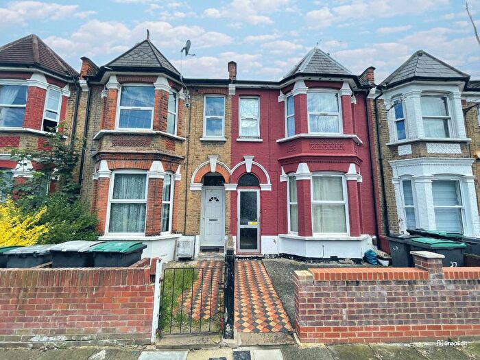 Property To Rent In Sutherland Road, London, N17