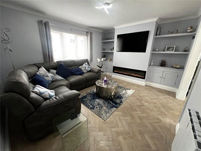 3 Bedroom Detached House For Sale In Prospect Place, Pembroke Dock, Pembrokeshire, SA72