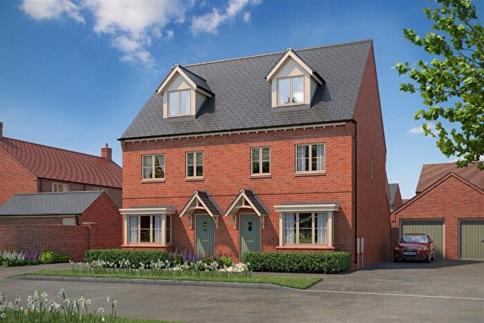 3 Bedroom Semi-Detached House For Sale In Great Brook Ground, Clifton-Upon-Dunsmore, Rugby, CV23