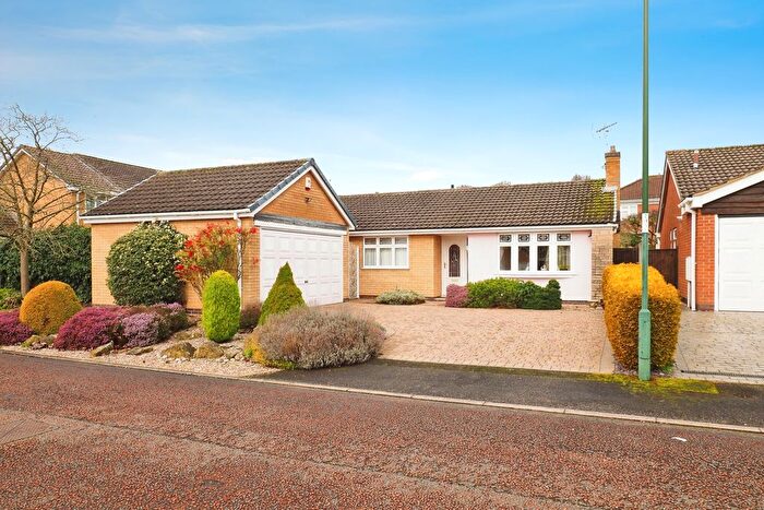 2 Bedroom Bungalow For Sale In Harris Close, Wollaton, Nottingham, NG8
