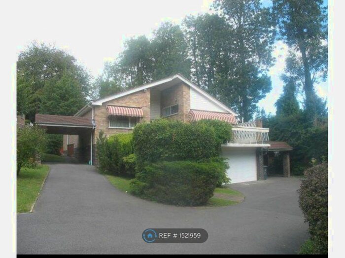 4 Bedroom Detached House To Rent In New Lane Hill Tilehurst, Reading, RG30