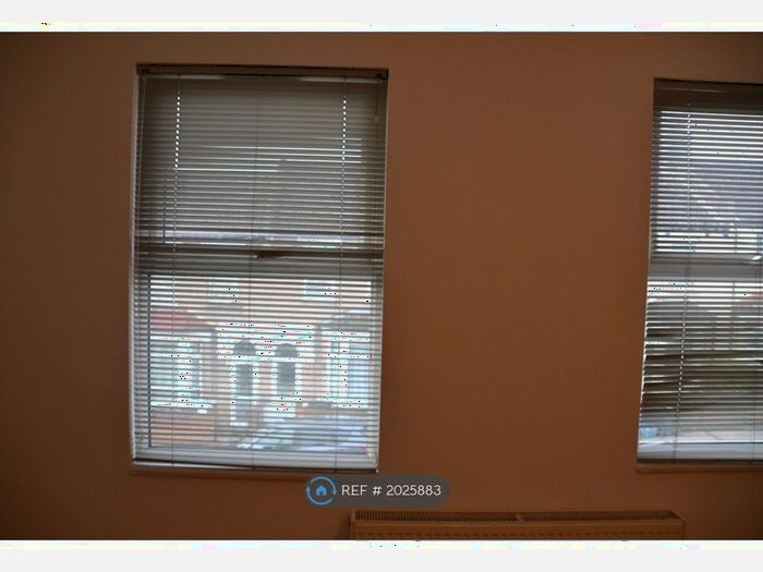 3 Bedroom Terraced House To Rent In Thirsk Road, London, SE25