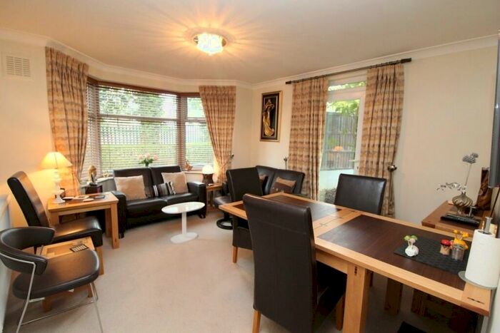 2 Bedroom Apartment To Rent In London Road, Stoke-on-Trent, Staffordshire, ST4
