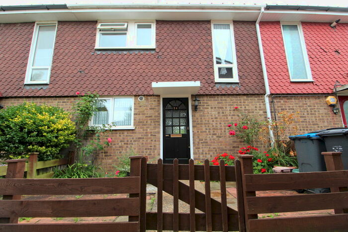 2 Bedroom Terraced House To Rent In Smith Street, KT5