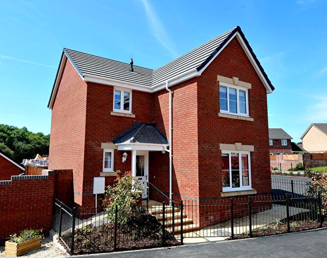 4 Bedroom Detached House For Sale In Pandy Road, Bedwas, CF83