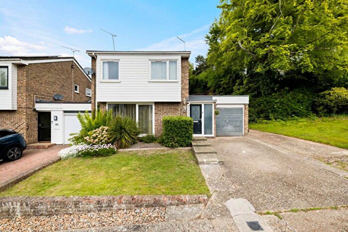 4 Bedroom Detached House For Sale In Kingston Close, River, Dover, CT17