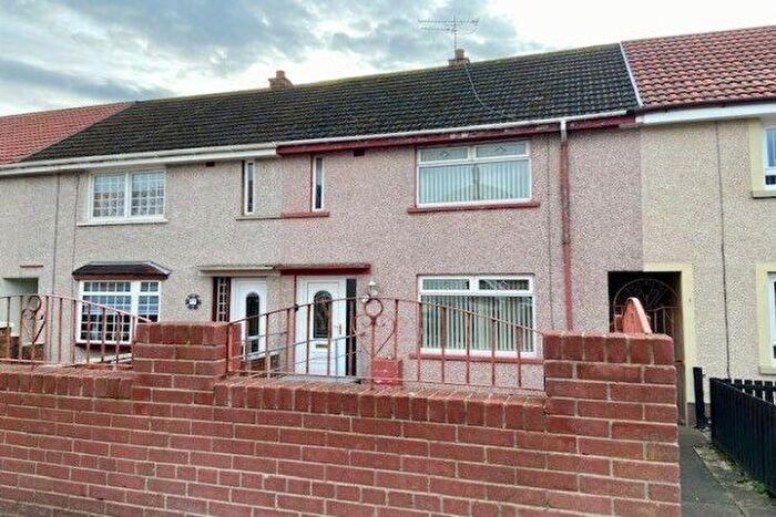 2 Bedroom Flat To Rent In Woodhall Avenue, Coatbridge, ML5