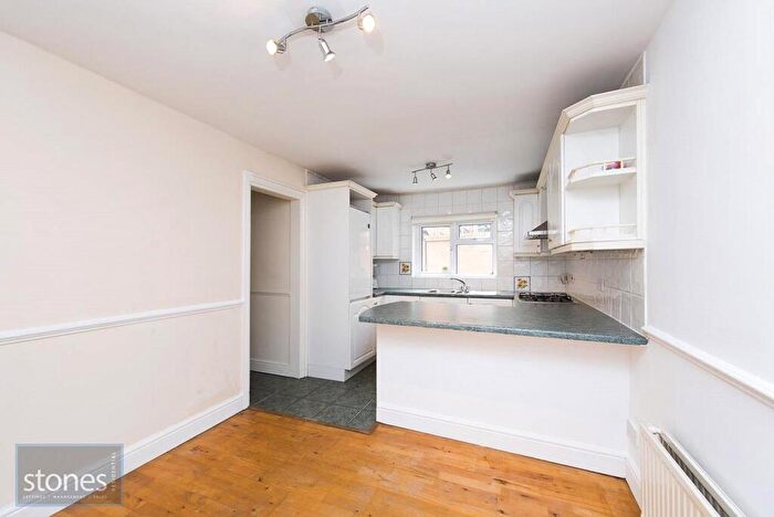 3 Bedroom Semi-Detached House To Rent In West Cottages, West Hampstead, London, NW6