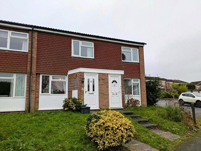 2 Bedroom Terraced House To Rent In Silverstone Close, Redhill, RH1