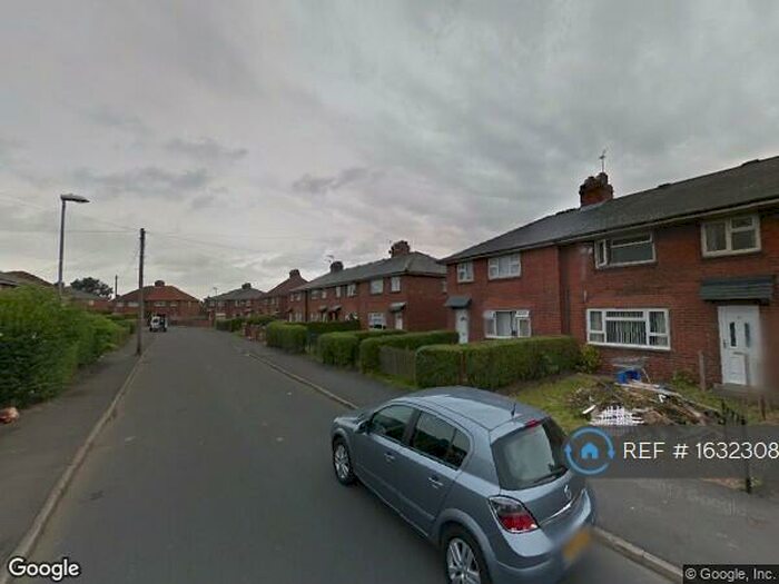 2 Bedroom Semi-Detached House To Rent In Throstle Lane, Leeds, LS10