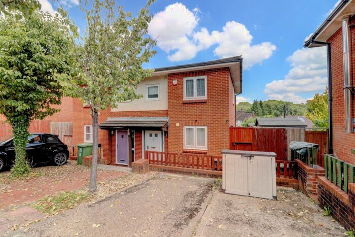 3 Bedroom Semi Detached House For Sale In Barton Way, High Wycombe, Buckinghamshire, HP13