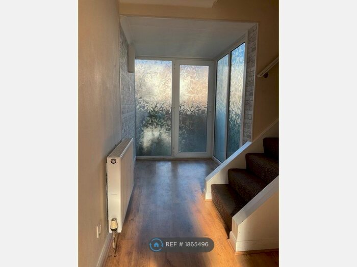 2 Bedroom Terraced House To Rent In Langholm Crescent, Glenrothes, KY6