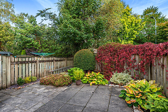 2 Bedroom Apartment To Rent In Wasdale Close, Kendal, Cumbria, LA9