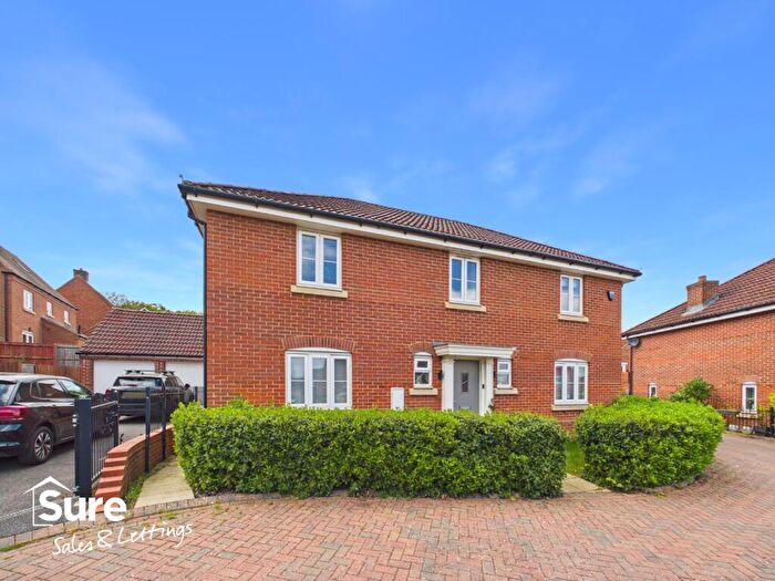 4 Bedroom Detached House To Rent In Harrier Close, Hemel Hempstead, Hertfordshire, HP3