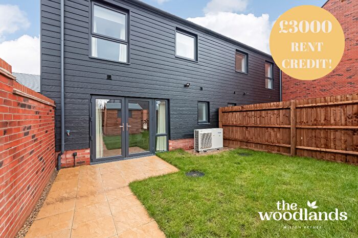 3 Bedroom Terraced House To Rent In *Includes £ Rent Credit!*Eredine Crescent, Milton Keynes, Buckinghamshire, MK5