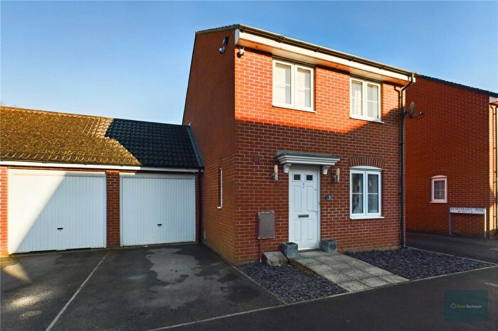 3 Bedroom Detached House For Sale In Rosemary Way, Melksham, SN12