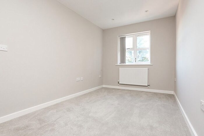 2 Bedroom Flat To Rent In Avon Drive, Whetstone, Leicester, LE8