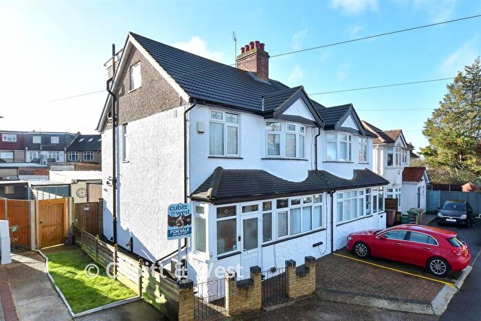4 Bedroom Semi Detached House For Sale In Headley Avenue, Wallington, Surrey, SM6