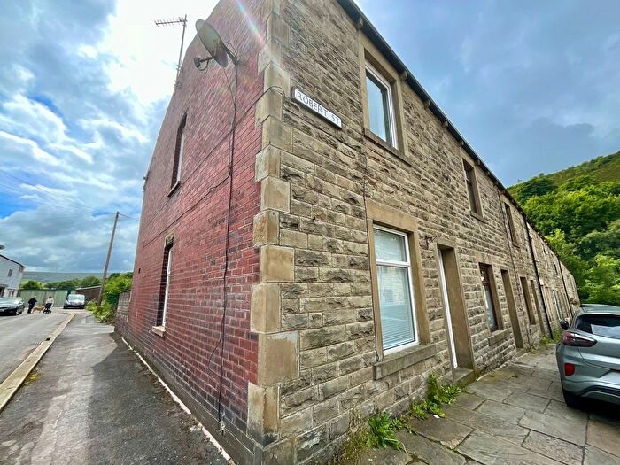 3 Bedroom End Of Terrace House To Rent In Robert Street, Waterfoot, BB4