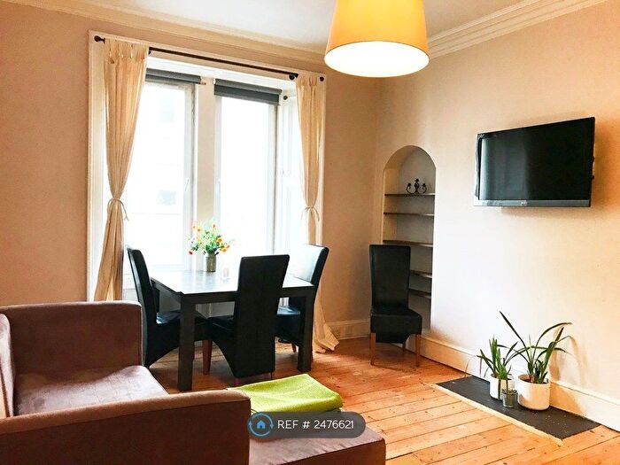 2 Bedroom Flat To Rent In Cathcart Place, Edinburgh, EH11