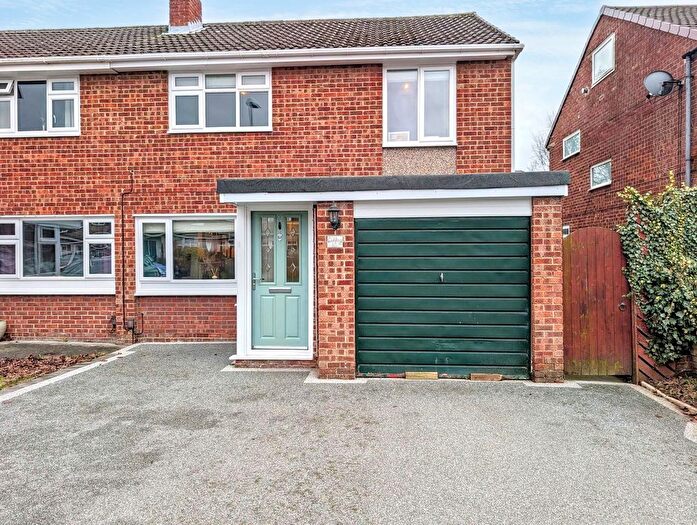 3 Bedroom Semi Detached House For Sale In Dunlin Close, Norton, Stockton-On-Tees, TS20
