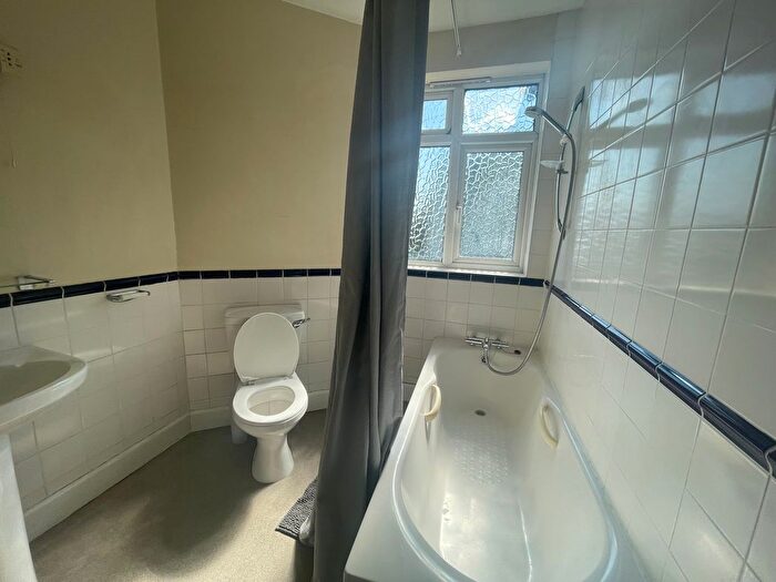 2 Bedroom Flat To Rent In Chesterton Road, Cambridge, CB4