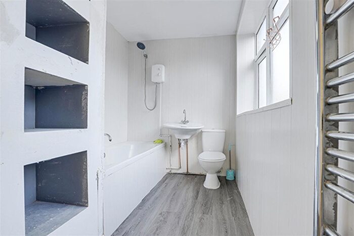 3 Bedroom Terraced House For Sale In Bleasby Street, Sneinton, Nottinghamshire, NG2