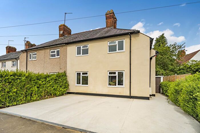 4 Bedroom Semi-Detached House To Rent In Milton Road, East Oxford, OX4