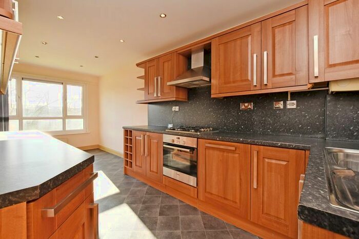 2 Bedroom Terraced House To Rent In Grindlow Drive, Sheffield, S14