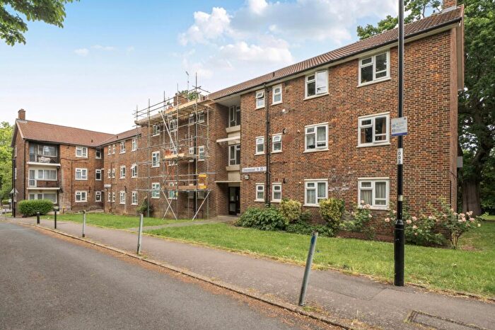 2 Bedroom Flat To Rent In Sheenewood London, SE26