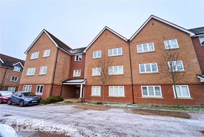 2 Bedroom Apartment For Sale In Ceres Crescent, Epsom, Surrey, KT17