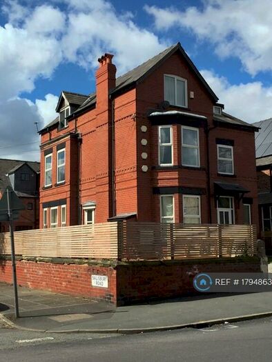 2 Bedroom Flat To Rent In Egerton Road North, Manchester, M21