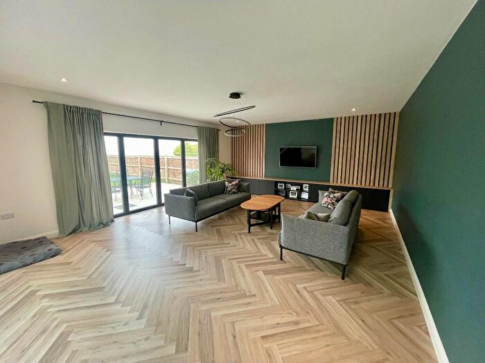 4 Bedroom Detached Bungalow For Sale In The Nest, Pondersbridge, PE26