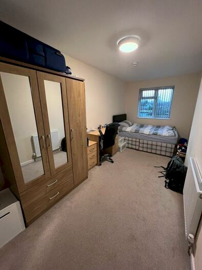 6 Bedroom Semi-Detached House To Rent In Old Mill Avenue, Canley, Coventry, CV4