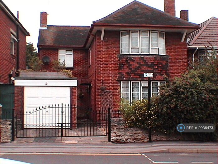 5 Bedroom Detached House To Rent In Padwell Road, Southampton, SO14